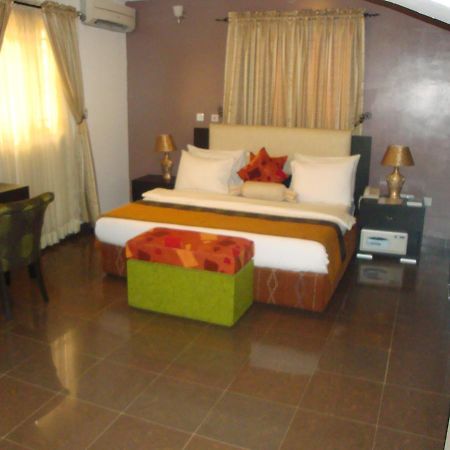 Suru Express Hotel Gra Lagos Exteriör bild