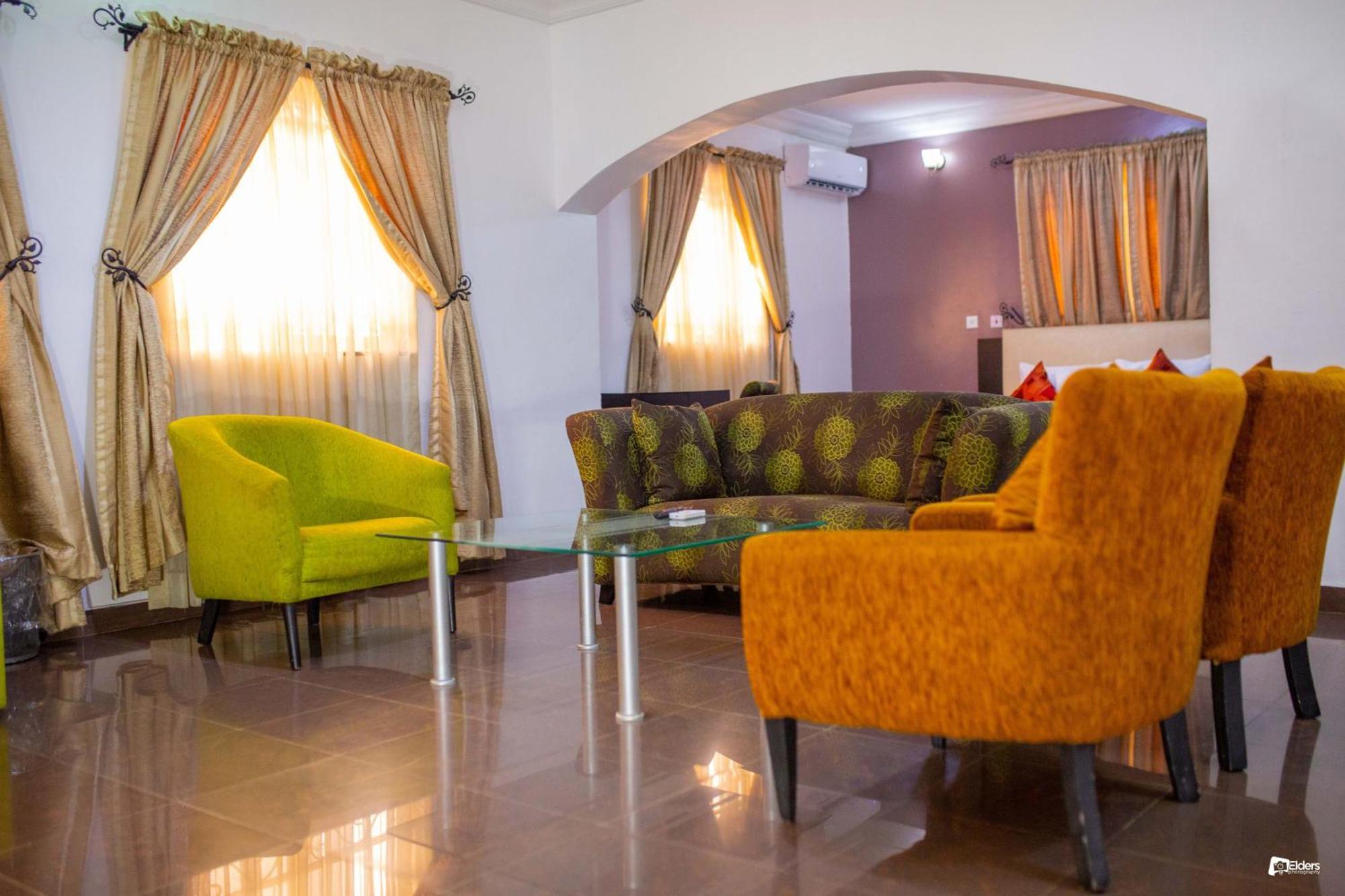 Suru Express Hotel Gra Lagos Exteriör bild